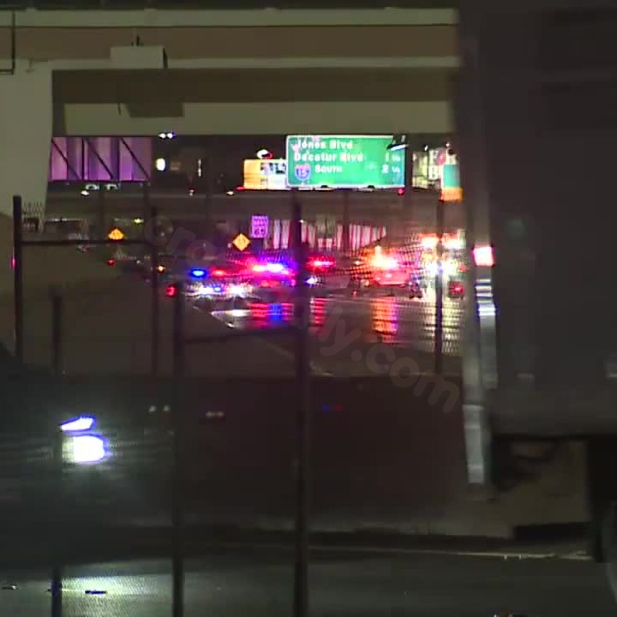 Fatal motorcycle crash closes portion of 215 beltway