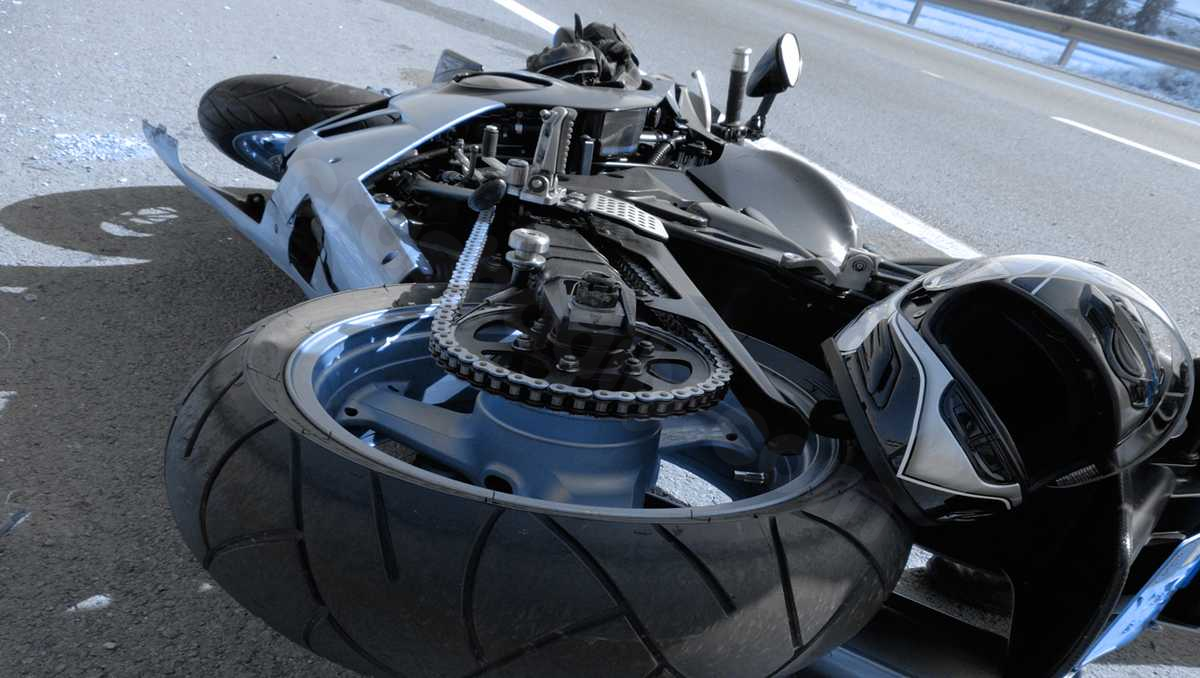 Motorcyclist leads deputies on chase and then deadly crash