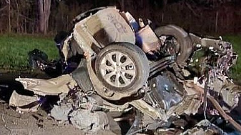 One dead, six injured after I-87 crash in Saugerties