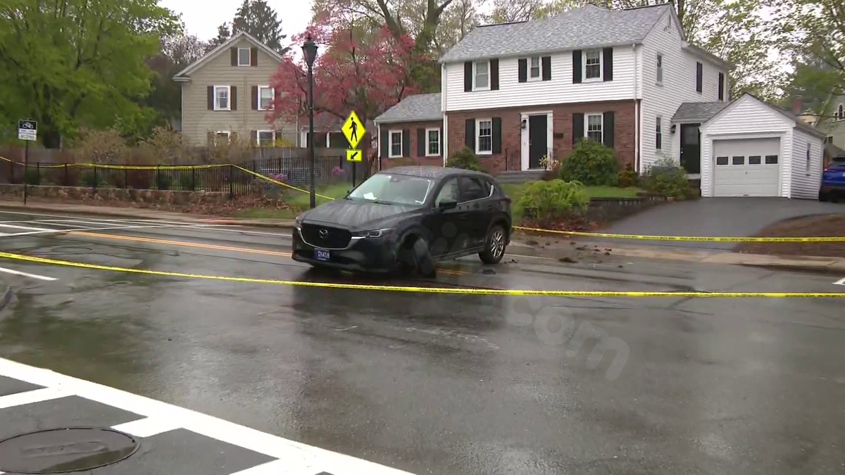 Fatal one-car crash under investigation in Wellesley