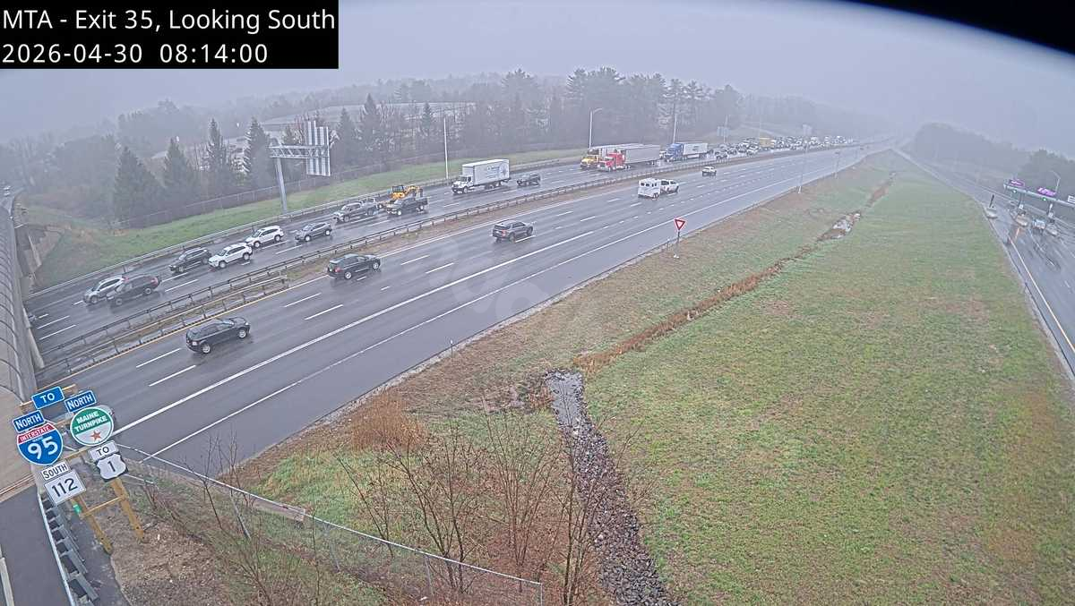 Left lane of I-95 in Saco blocked after crash