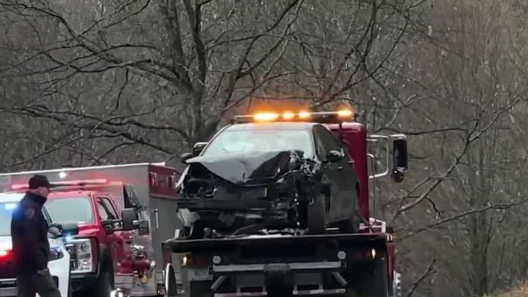 2 injured when car crashes into house in New Hampton, NH
