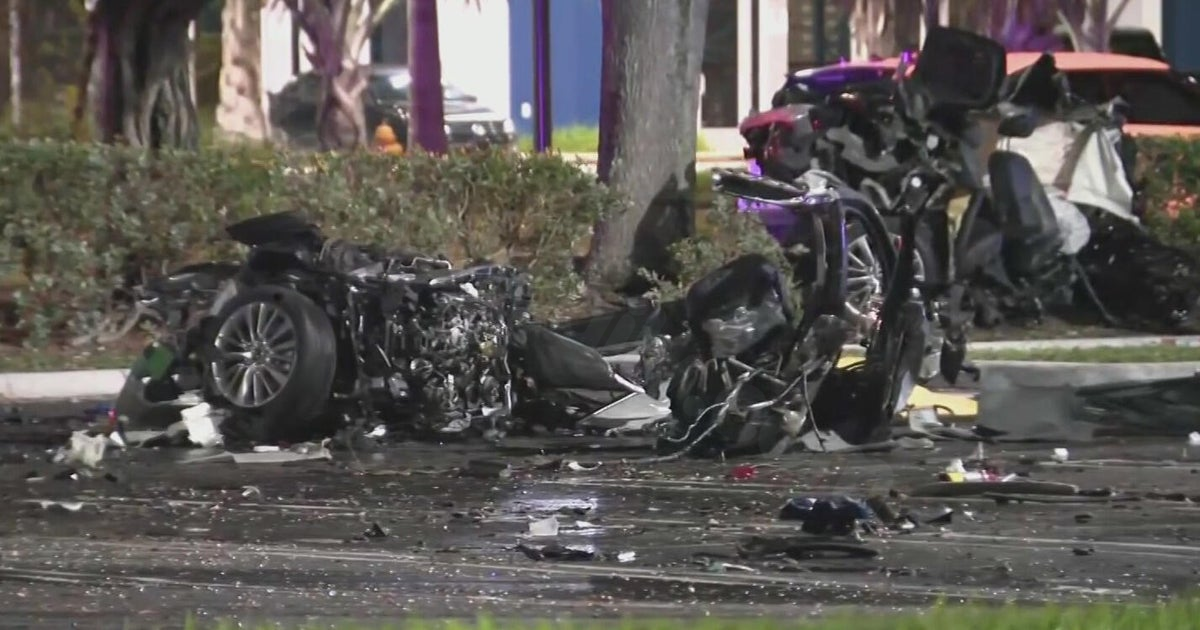 Violent, deadly crash under investigation in Doral