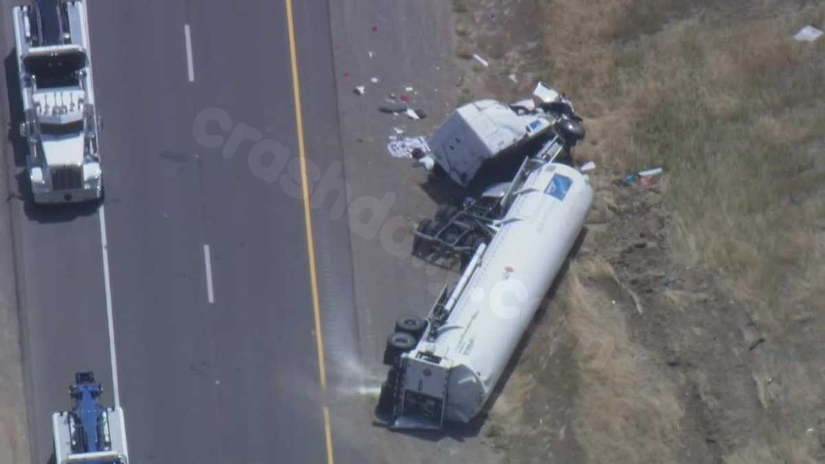 2 hurt after big rig crashes on I-5 traffic in Stanislaus County, prompting hazmat situation