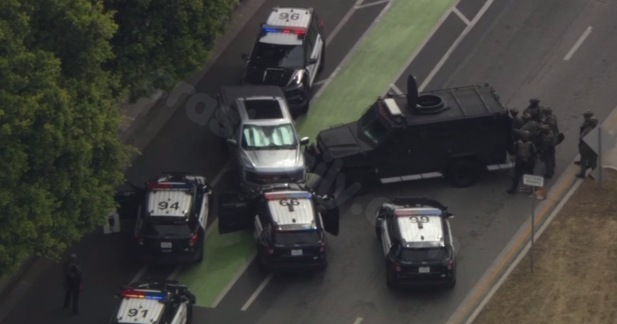 Suspect barricades inside vehicle after Beverly Hills police pursuit ends in crash