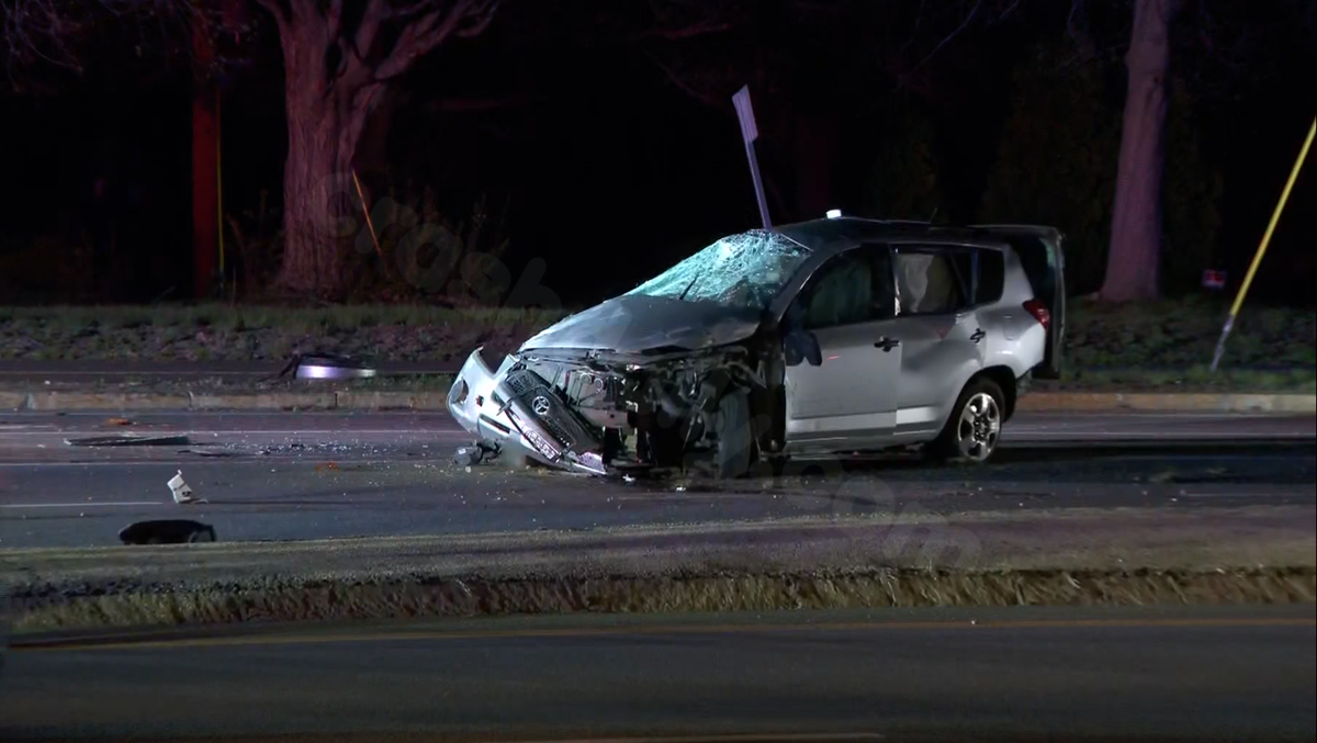 Several injured, one seriously, in Amesbury, Mass., rollover crash