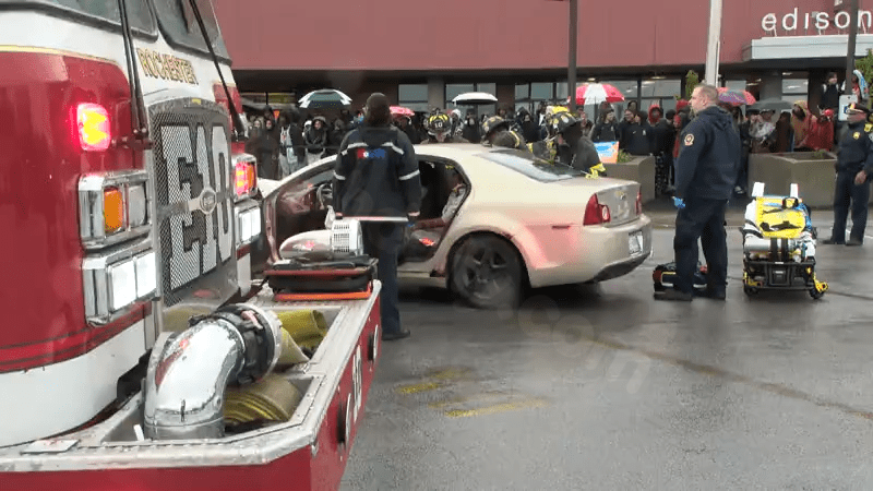 Edison Tech car crash simulation shows students dangers of risky driving