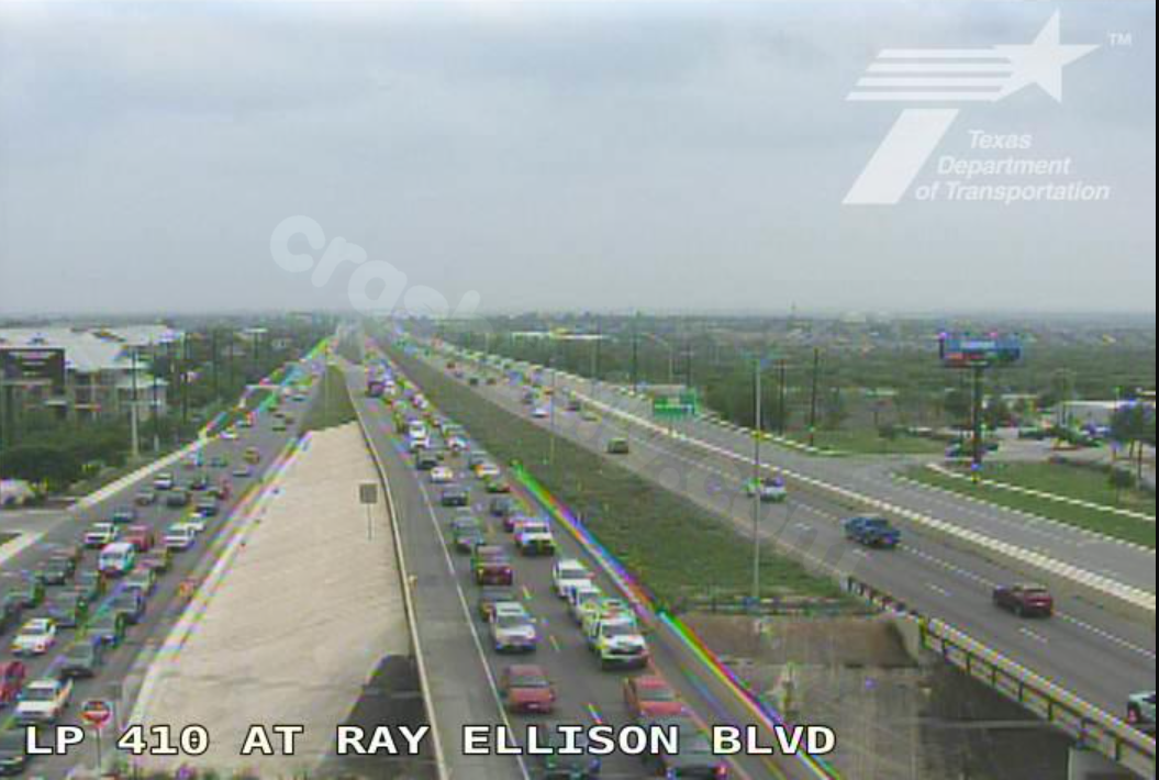 Rollover crash nearly shuts down all lanes on Loop 410 in San Antonio