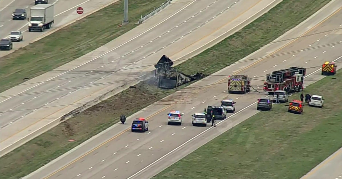 US 75 traffic halted in Collin County after semi‑truck crash, authorities say