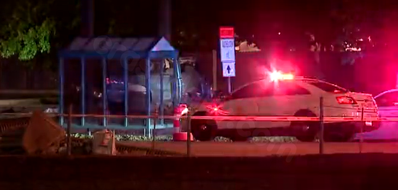 1 dead, 1 critical after pursuit ends in crash on near east side