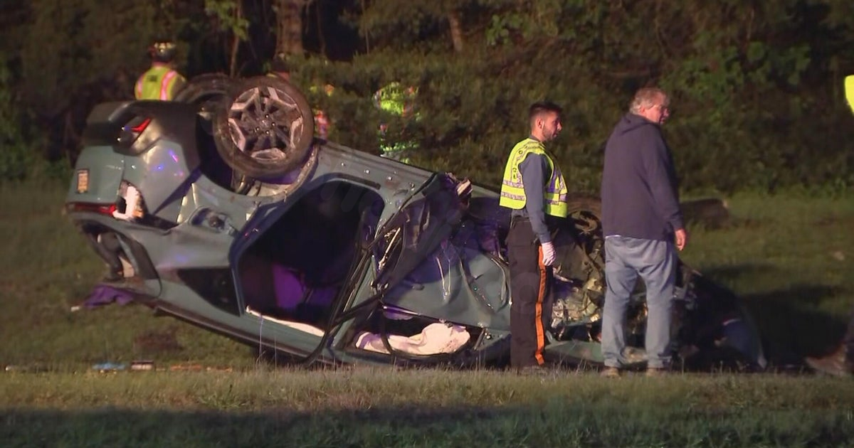 Crash closes Route 38 in Hainesport, New Jersey