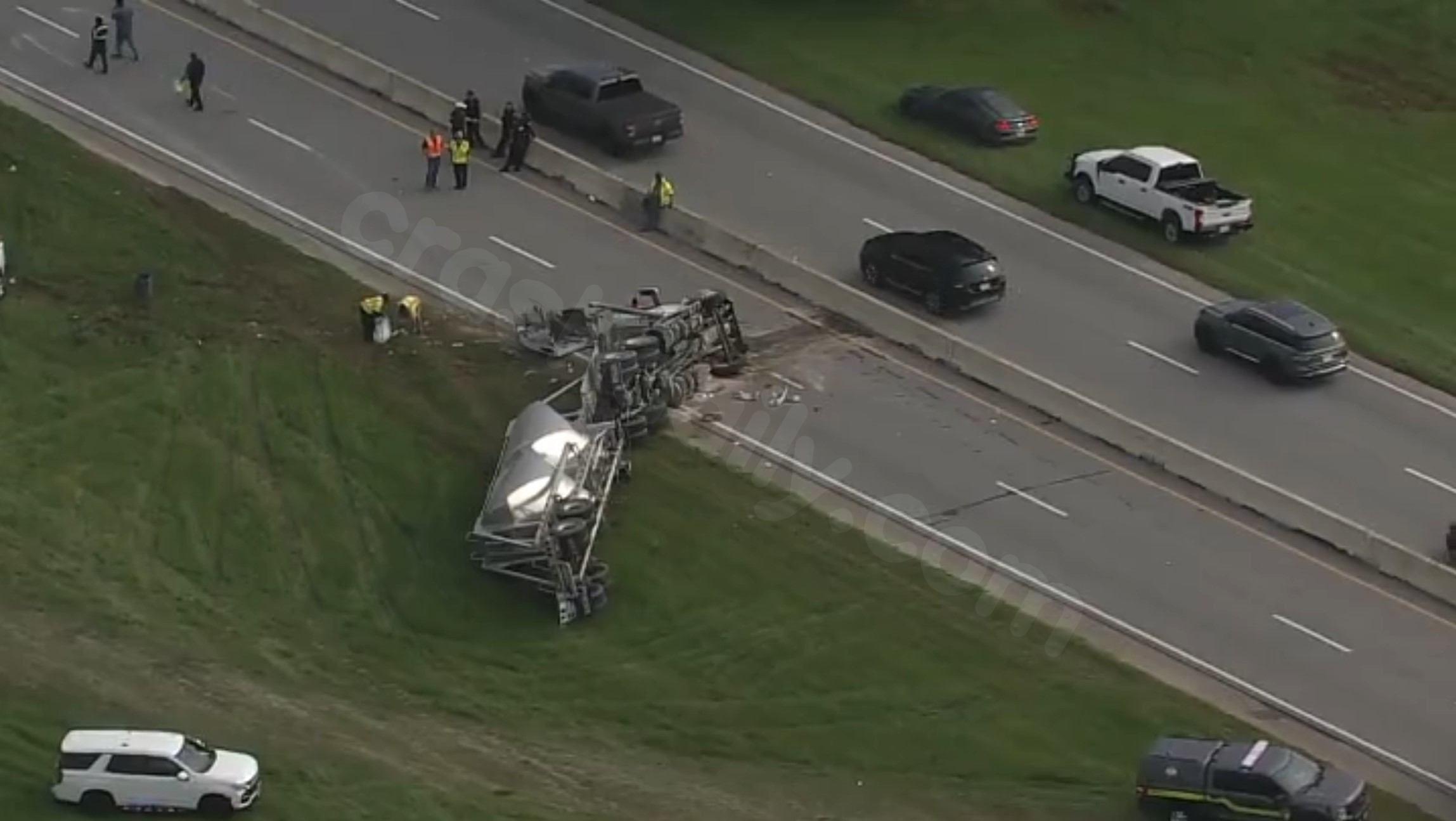 Grand Parkway reopens in Sugar Land after 18-wheeler accident
