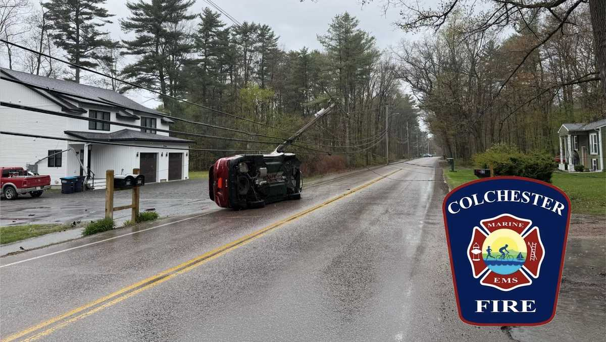 Utility pole severed after crash in Colchester