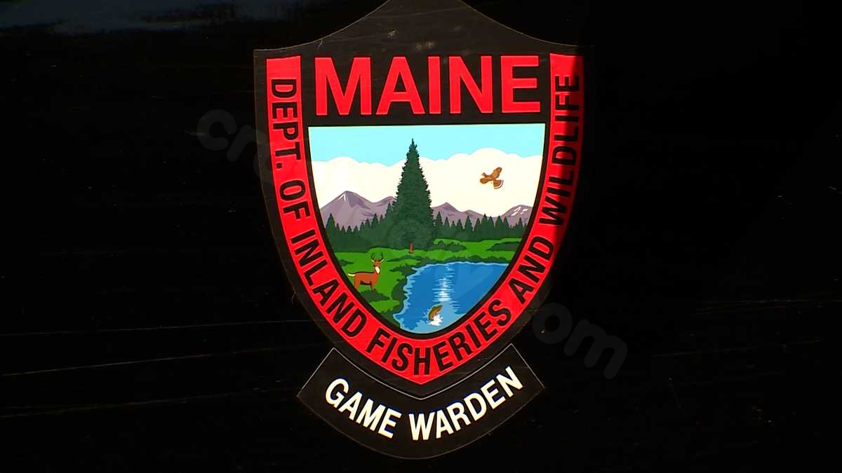 Maine game warden dies in plane crash in Franklin County town of Avon, officials say