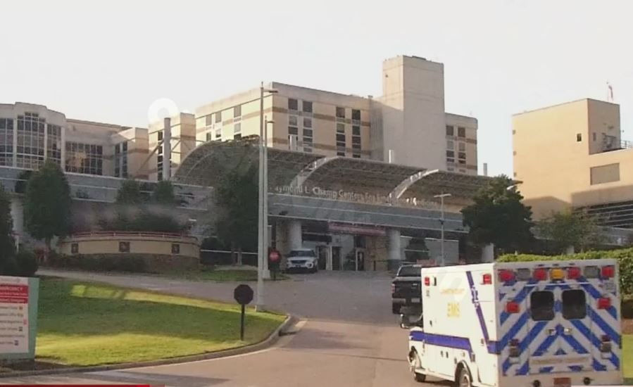 Car crashes into WakeMed Raleigh campus building