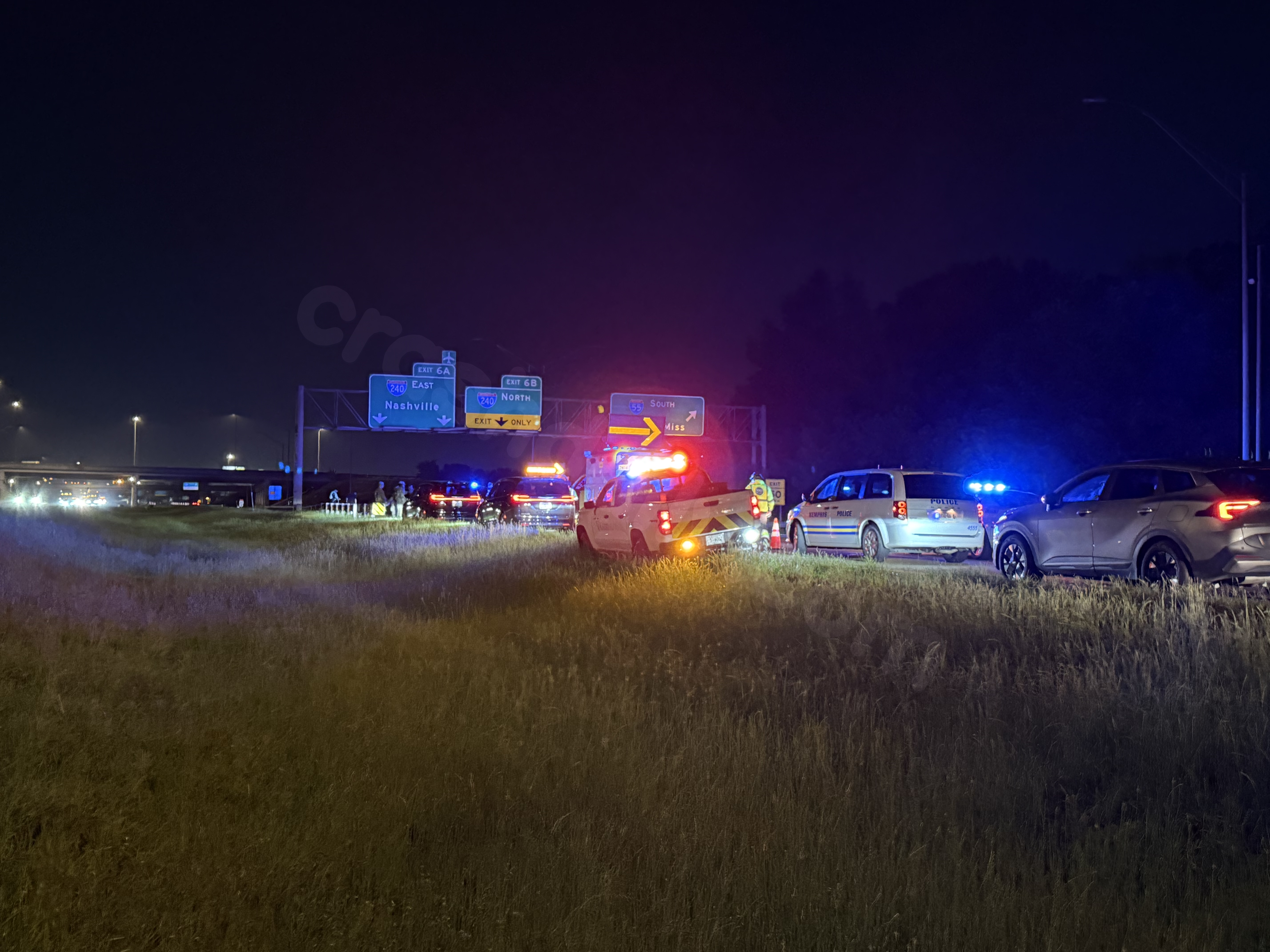 Overnight crash closes all lanes on I-240, I-55