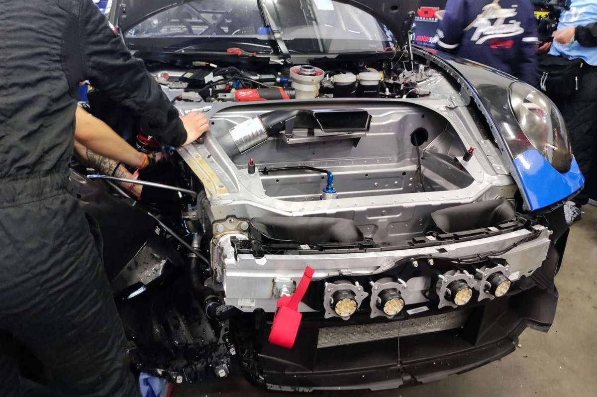 Nurburgring 24 Hours Porsche crash sparks penalty after near-disaster