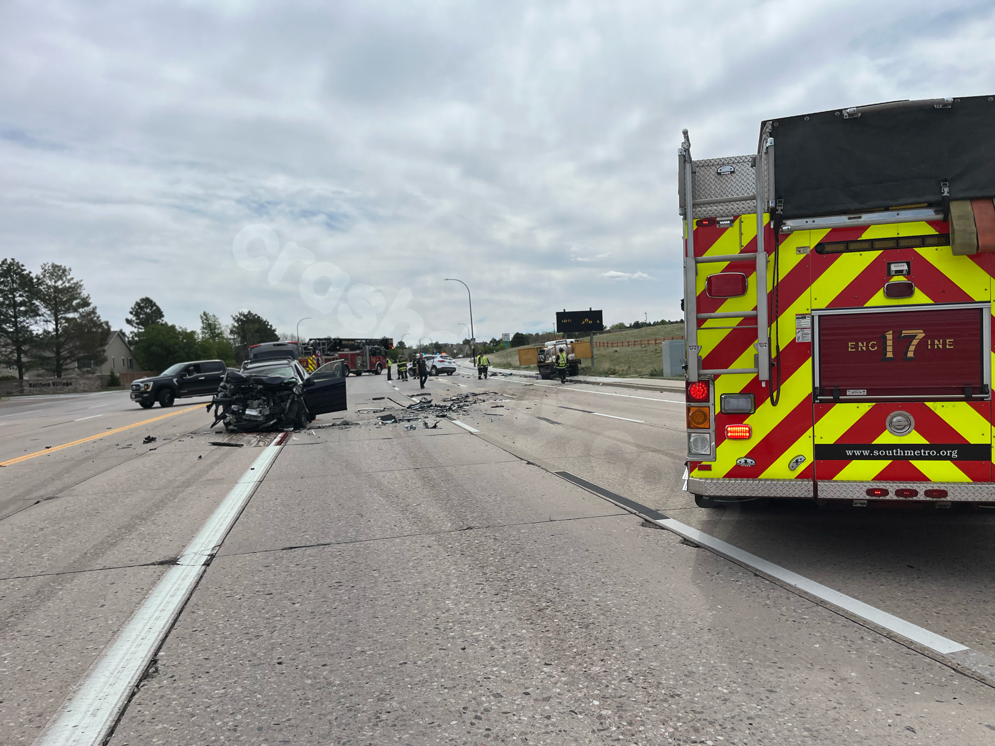 Southbound University Blvd shutdown for crash in Douglas County