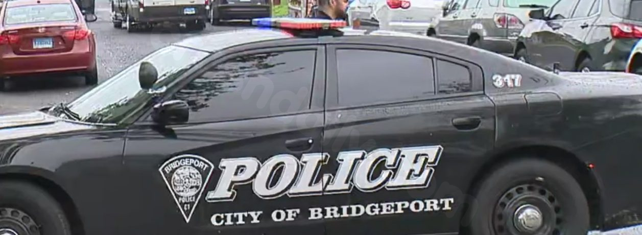 1 dead, 2 injured after Saturday night crash in Bridgeport