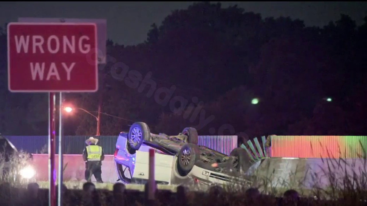 Authorities investigating fatal two-vehicle crash in near Seagoville