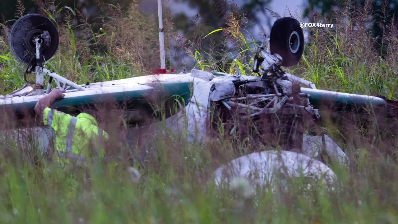 Dallas police Sgt. critically injured after off-duty officer plane crash in Forney