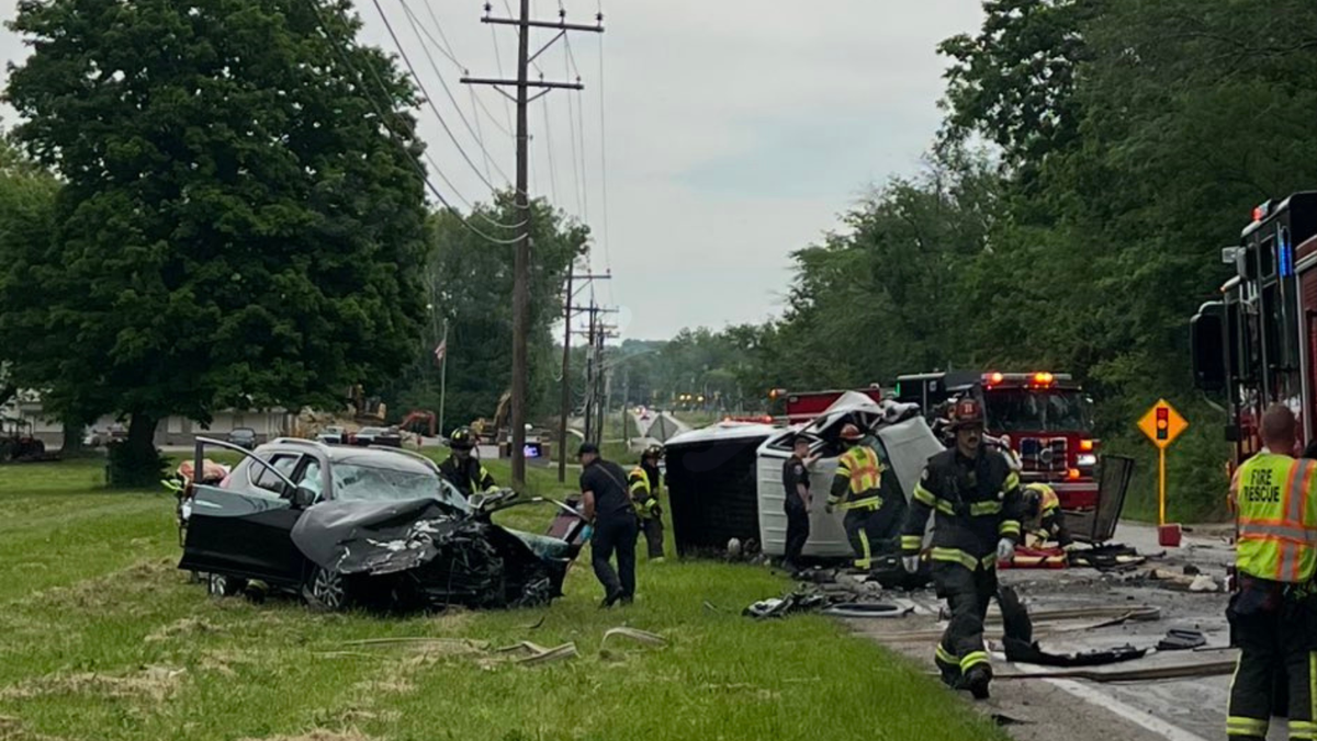 Hamilton Township road closed for crash involving multiple cars Monday night
