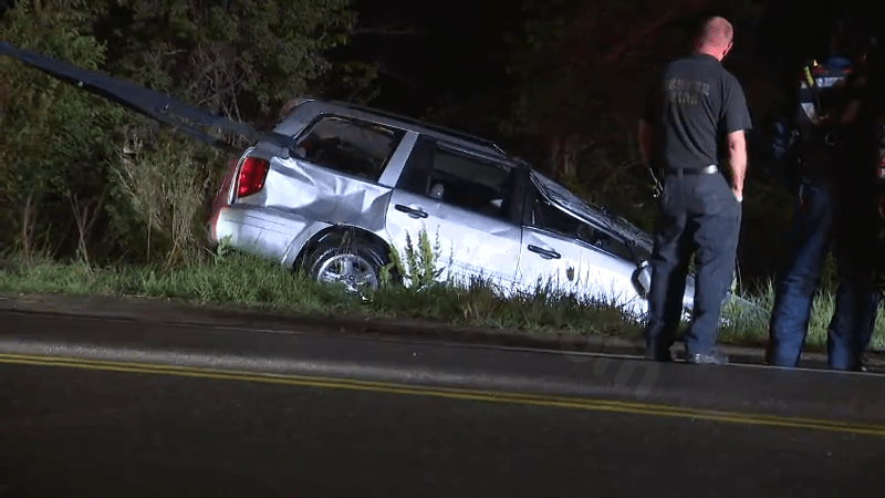 1 seriously injured after vehicle crashes into South Platte River