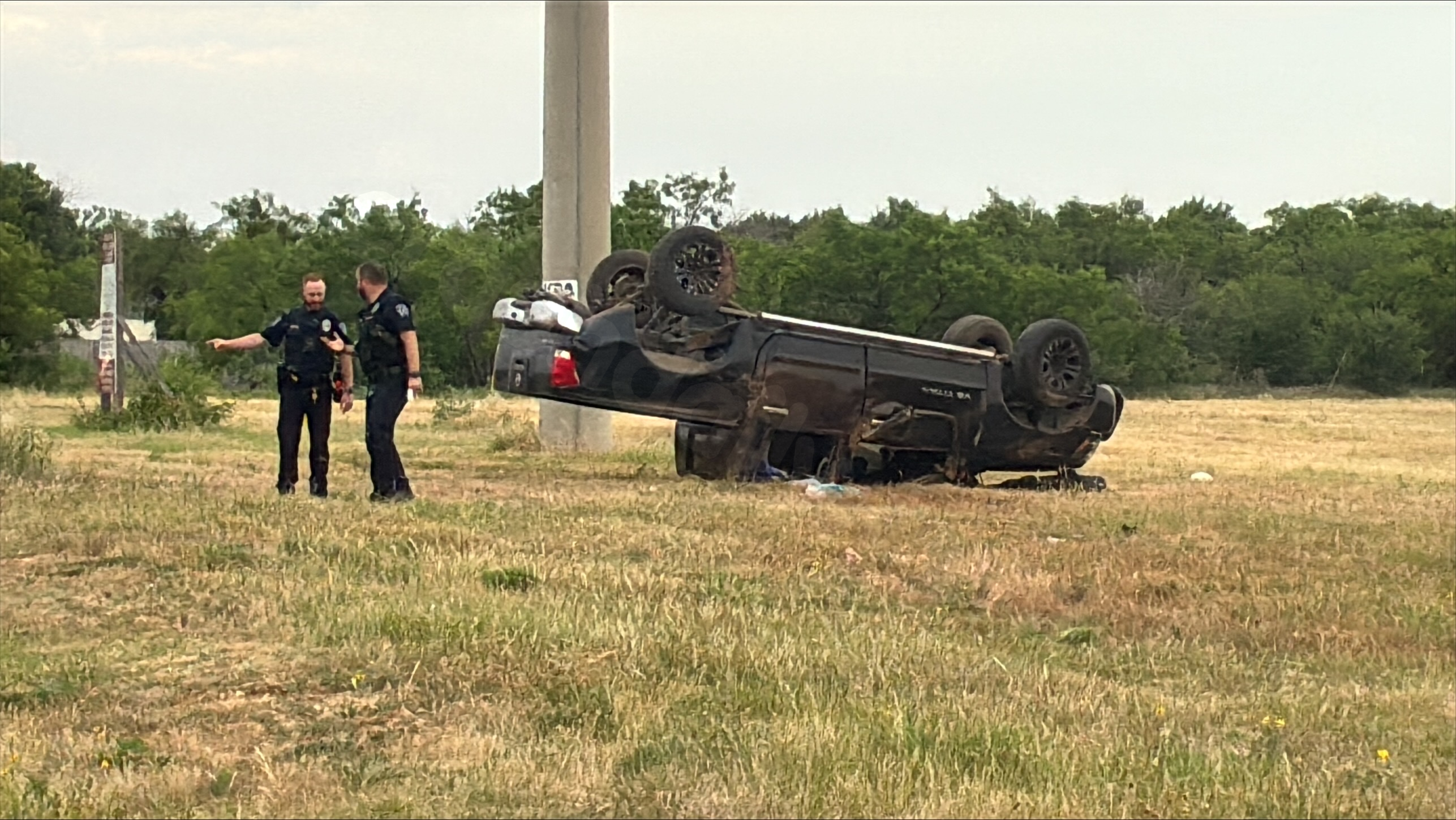 BREAKING: Driver ejected, hospitalized after 3-vehicle crash in south Abilene