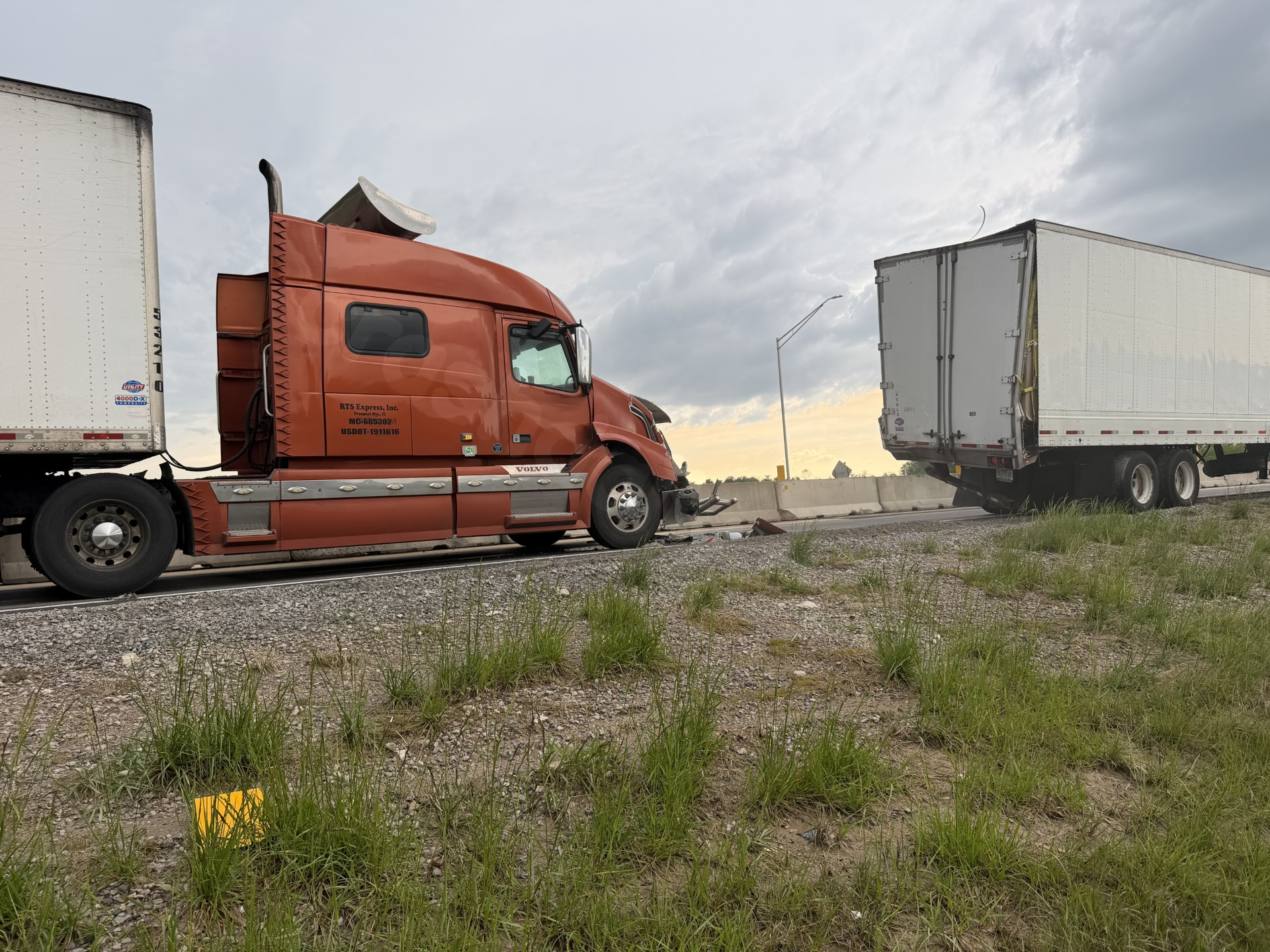 Semi crash brings northbound I-469 to a standstill