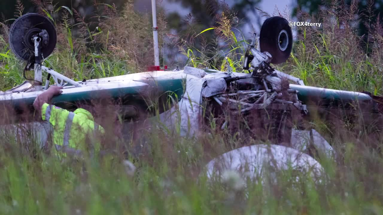 Engine failure caused plane crash that injured 3 Dallas officers