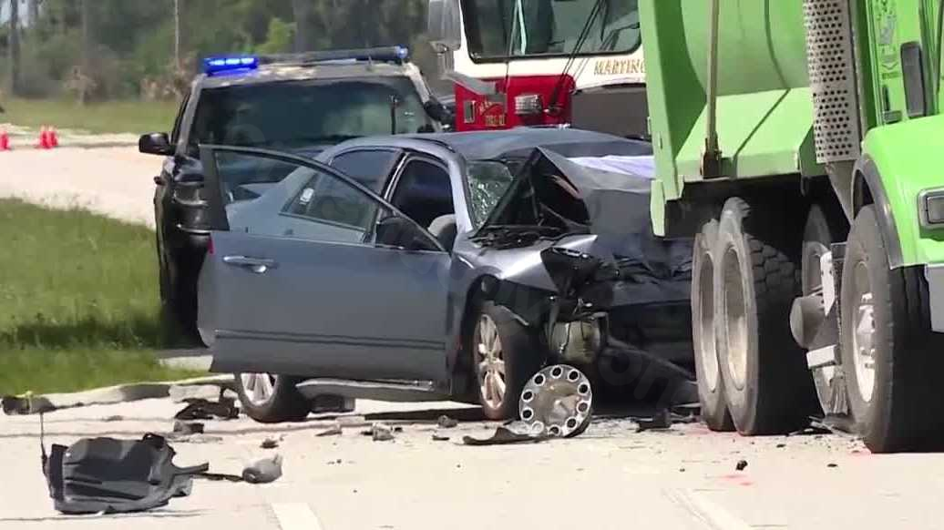 'On his way to graduation practice': Florida senior dies in car accident outside school entrance