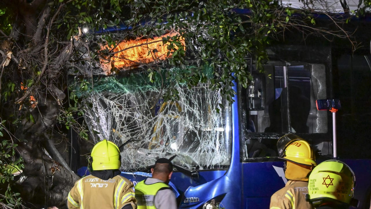 11-year-old Talia Chaya Timsit dies of injuries after Tel Aviv bus accident