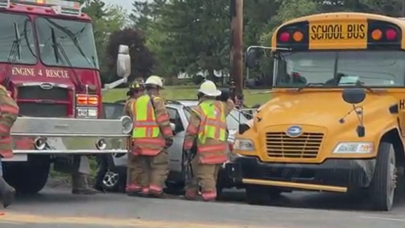 911: At least one person hurt in multi-vehicle crash involving Penns Valley school bus