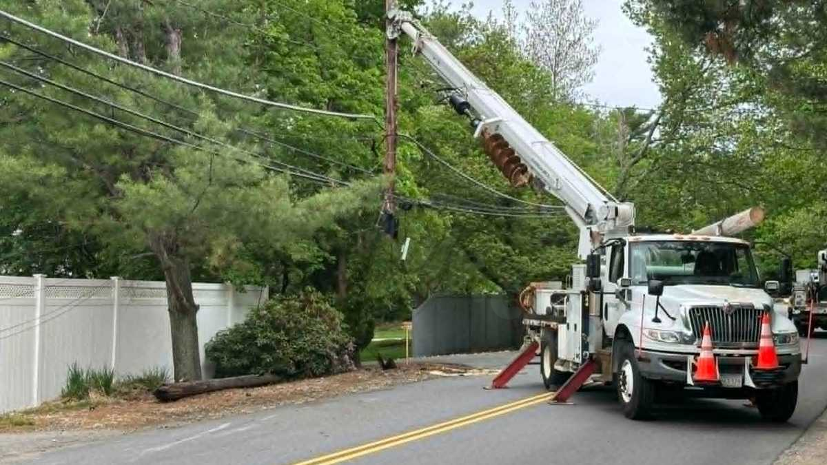 Serious crash prompts extensive road closures in Mass. town