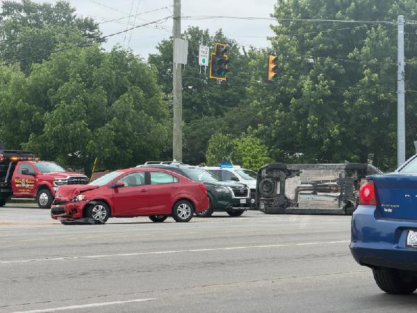 Multi-vehicle accident at 7th Street and Springhill Drive