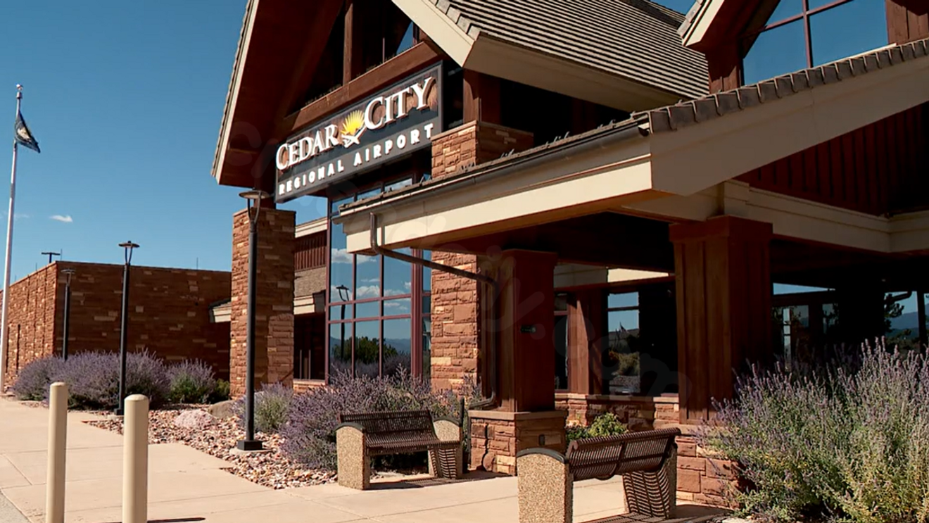 SUU pilot, student hospitalized after helicopter crash at Cedar City airport
