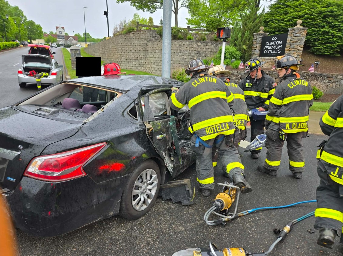 3 patients transported to hospital following crash in Clinton