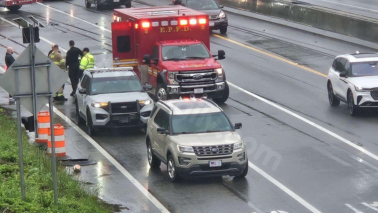 Crash near Washington Bridge causes backup on I-195