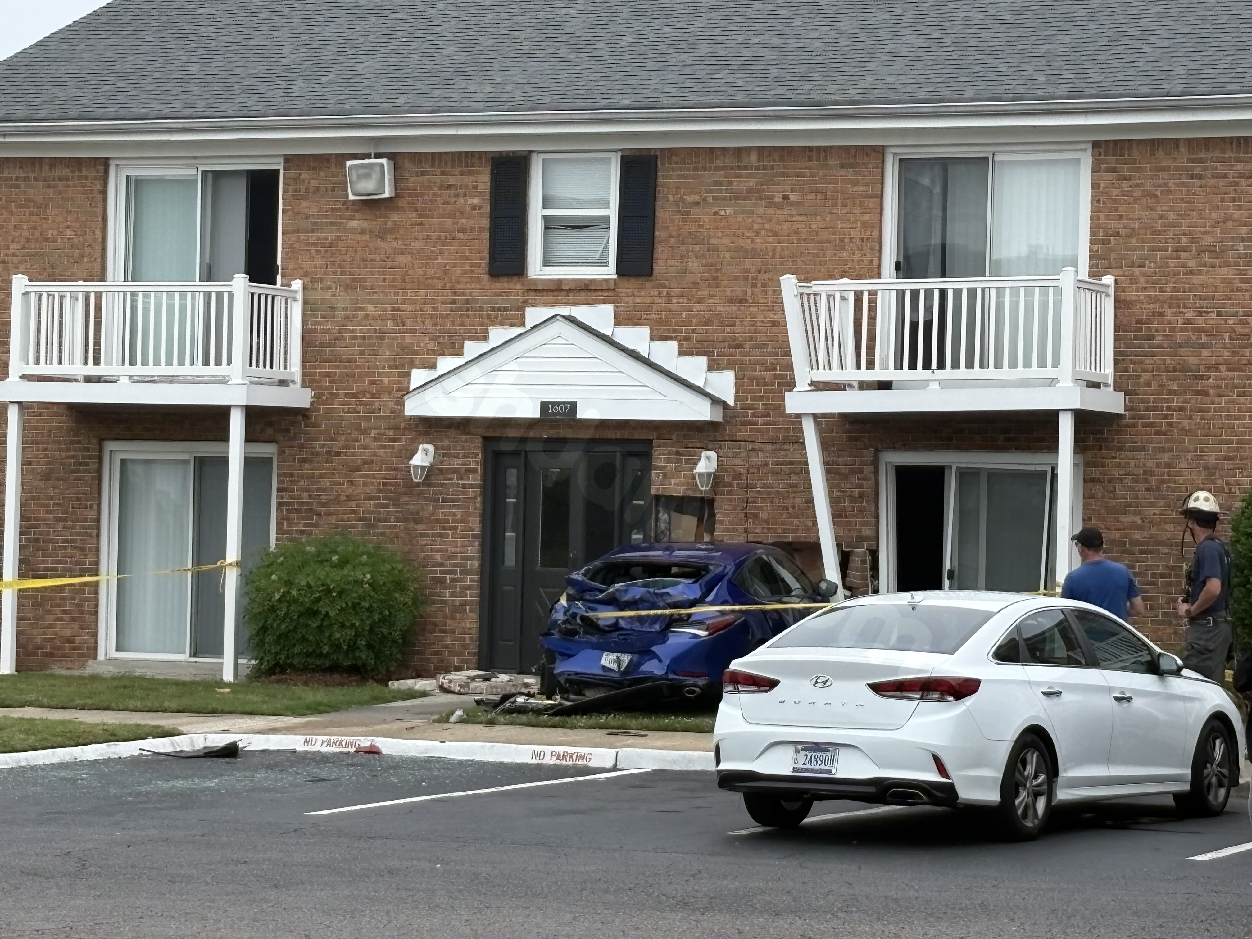 Two displaced after car crashes into apartment building on Weber Avenue in Chesapeake