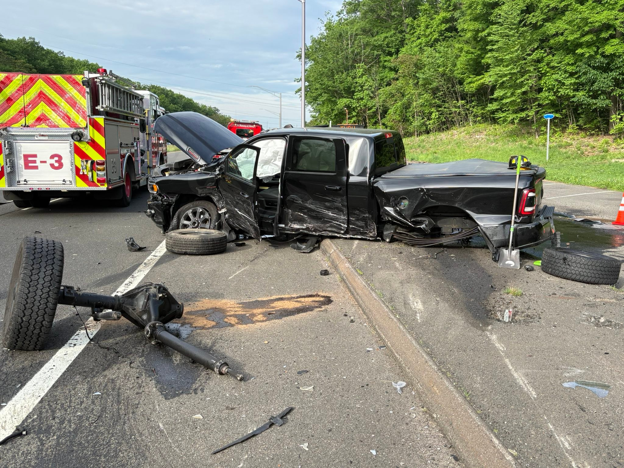3-vehicle crash on Route 66 West in Middlefield causing congestion