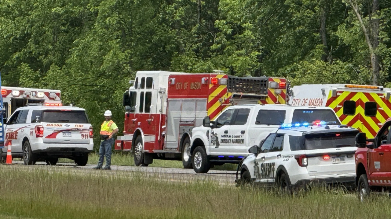 Deputies: 2 MDOT workers hit by car, killed