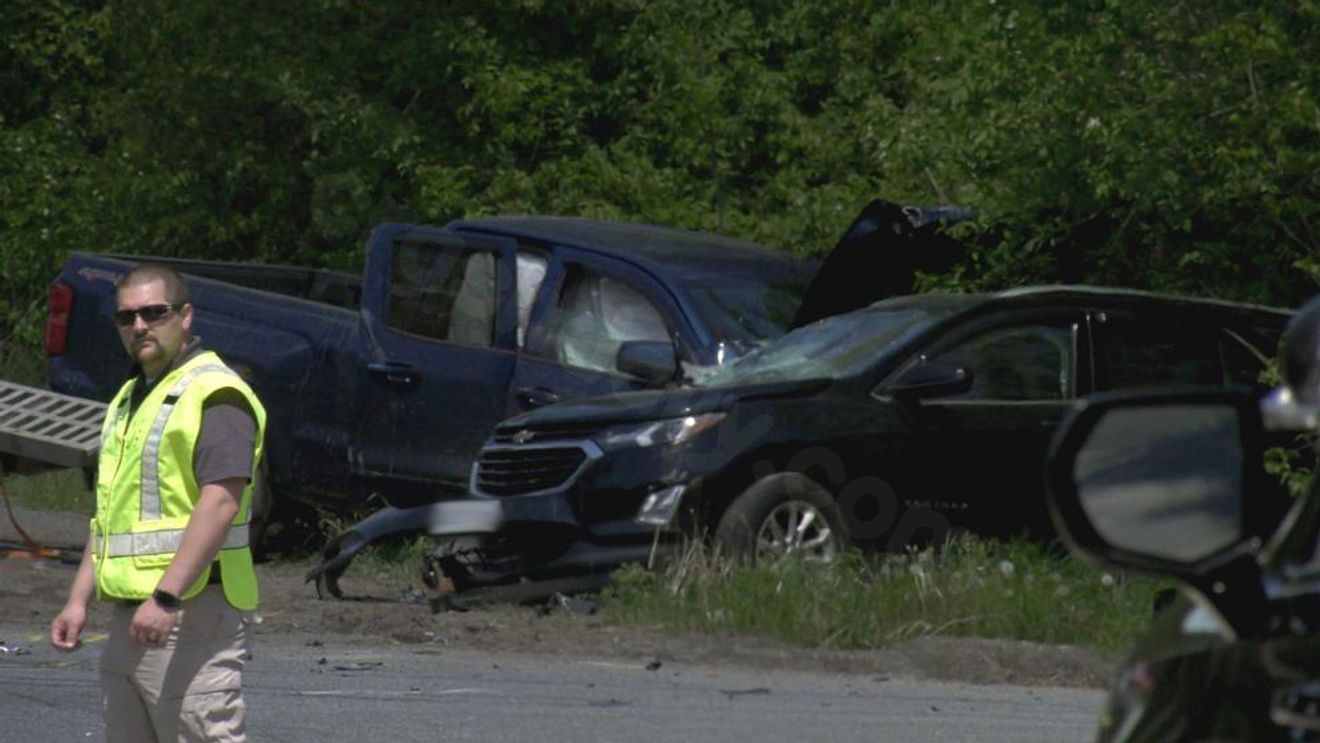 One dead after crash in Glenburn