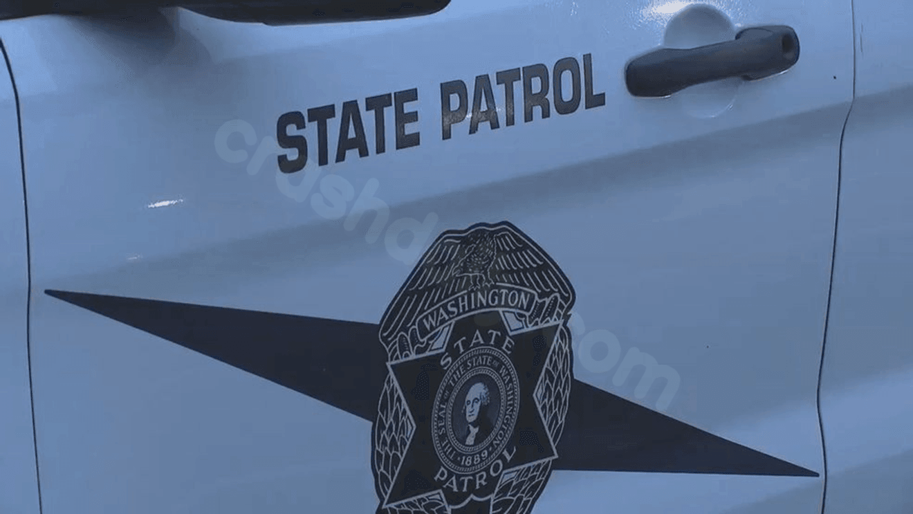 SR 18 near Issaquah closed both ways after semi-truck crash