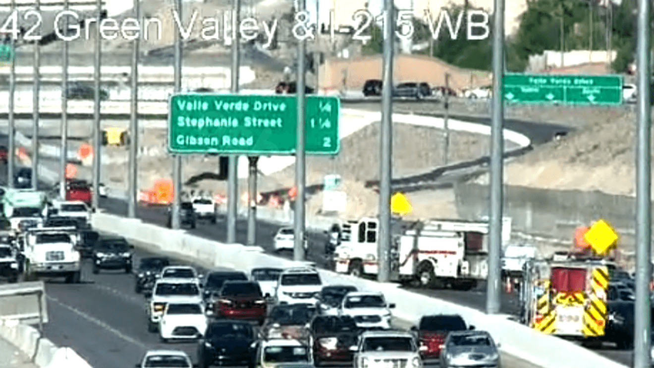 Motorcyclist hospitalized after crash on eastbound I-215 near Valle Verde