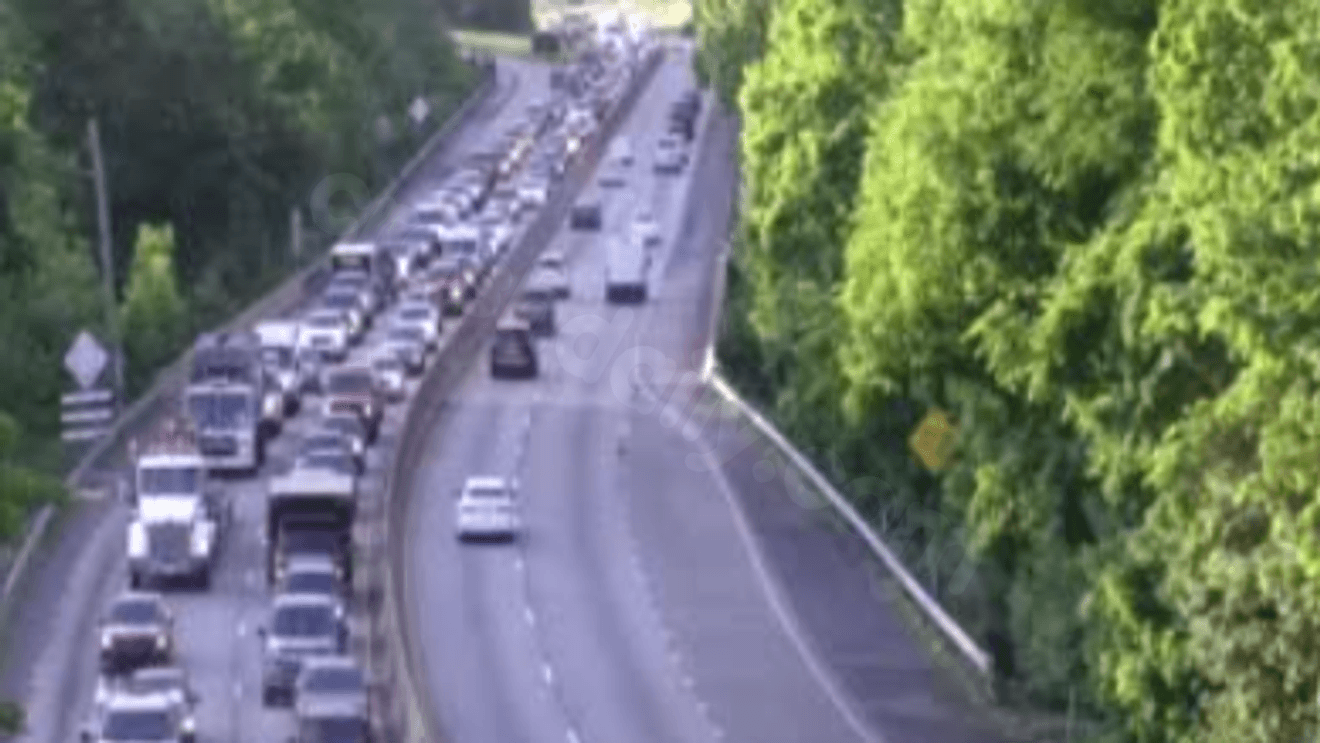Section of I-83 near Bass Pro Shops in Harrisburg bottlenecked due to multi-car crash