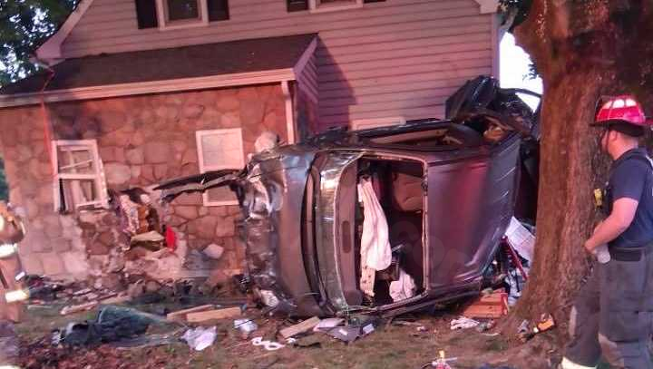 Vehicle in Lancaster County crashed into a utility pole and tree | Engine block injures child