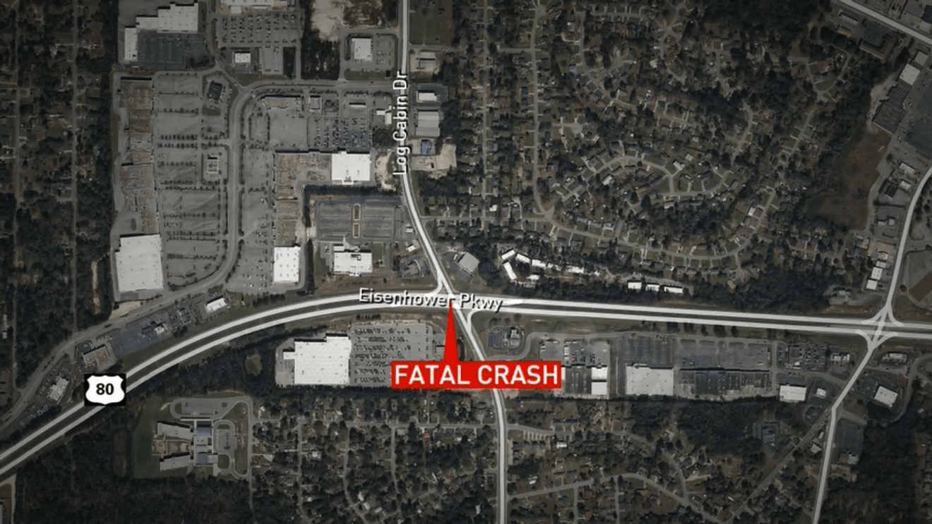 Fatal multi-car crash along Log Cabin Drive leaves one dead in Macon
