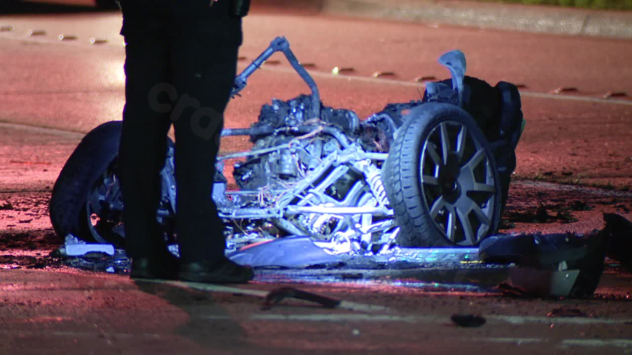 Fiery motorcycle crash in Dallas leaves 1 dead