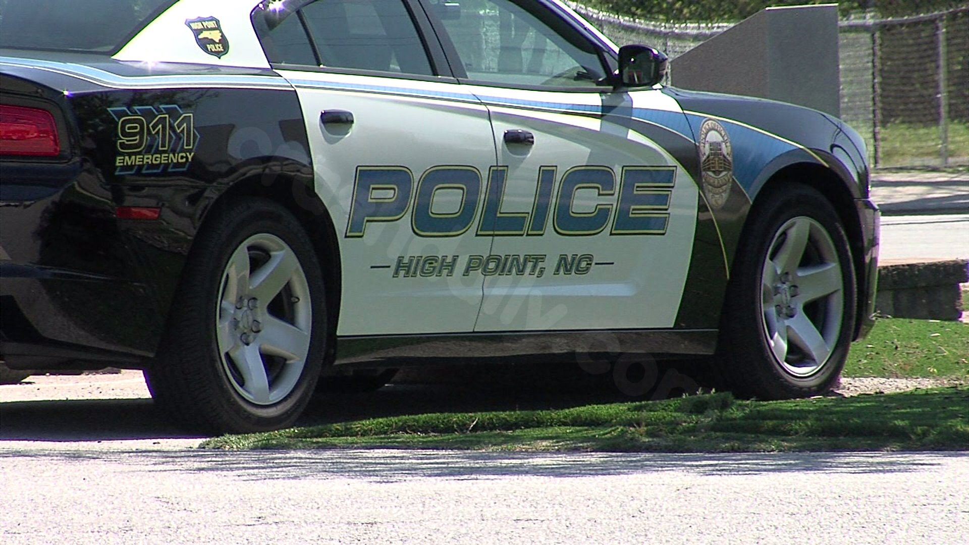 Man dies after crash at Westchester Drive, Wickliffe Avenue in High Point