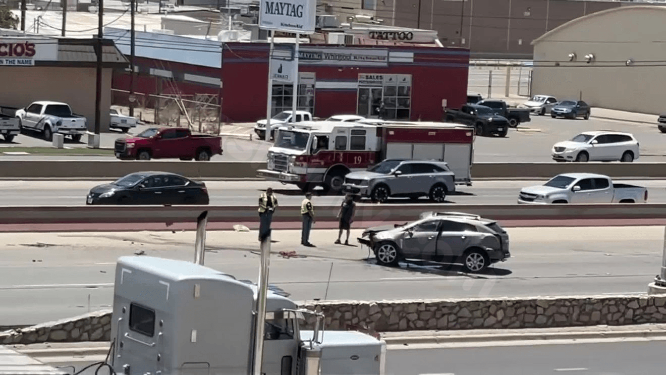 Rollover crash shuts down I-10 West at Hawkins, all lanes closed; 2 people injured